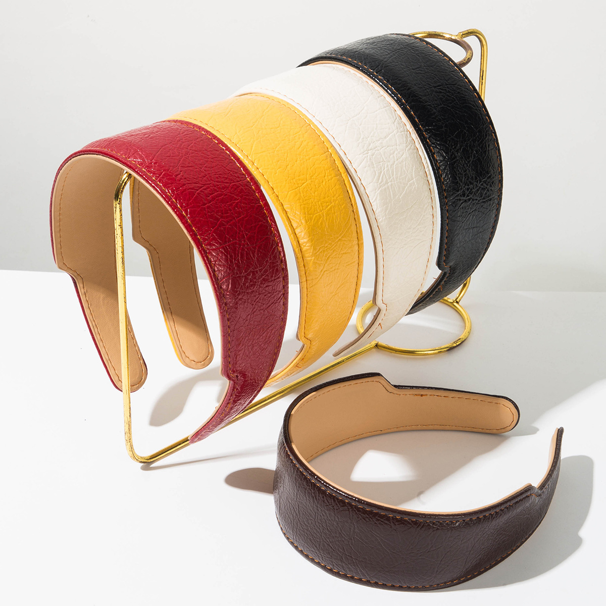 Ring Toss Outdoor - Ikat Rambut Kulit Gaya Korea Elegan